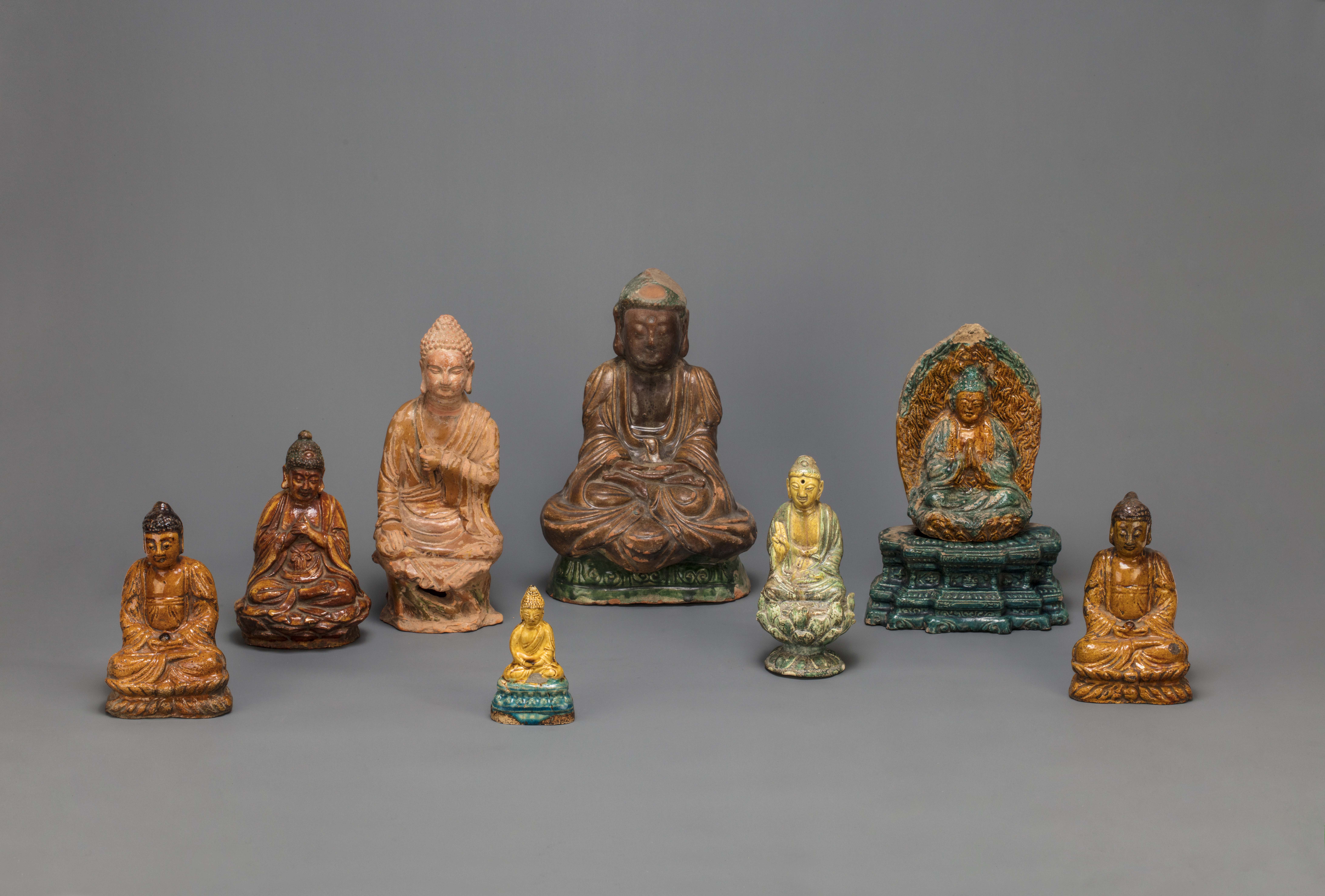 金銅仏・陶制仏集成